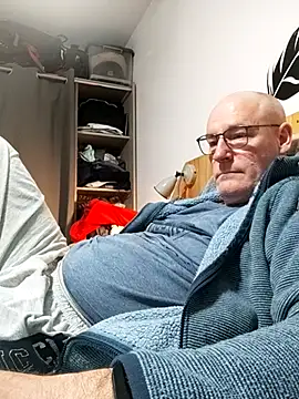 bogland33 online show from 03/23/26, 07:47