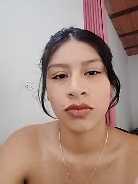 Snapshot of maye_dan chatting on 10/22/25, 01:32 maye dan online show from 10/22/25, 01:32