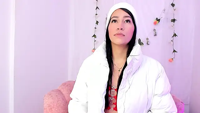 Sara Kurt online show from 02/25/25, 11:21
