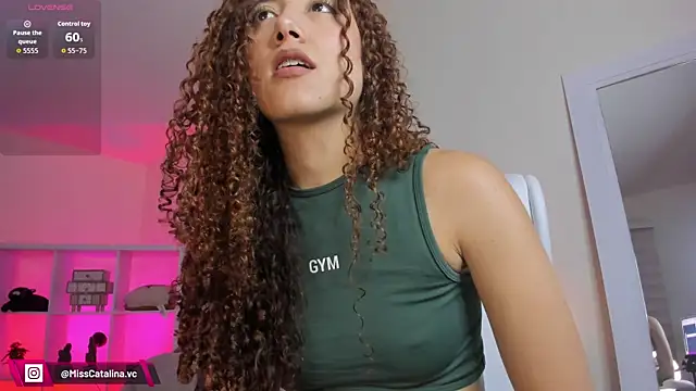 miss catalinaa online show from 06/19/26, 12:33