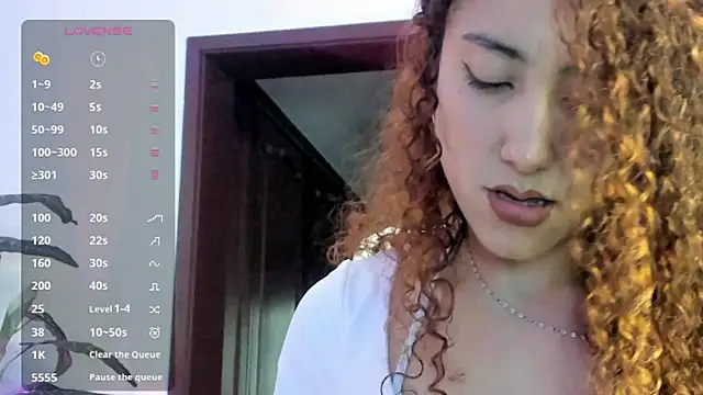 miss catalinaa online show from 06/11/26, 12:02