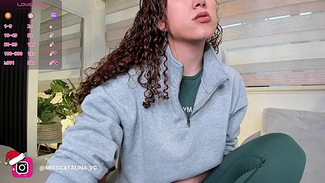 miss catalinaa online show from 12/17/25, 11:48