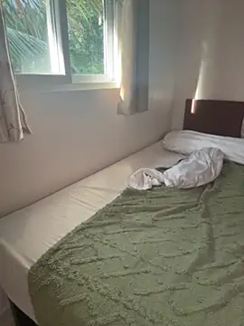  private person  online show from 06/14/26, 10:27