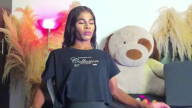 alejandrasxx online show from 03/04/25, 07:32