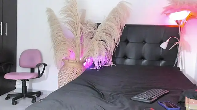 alejandrasxx online show from 03/14/25, 05:57