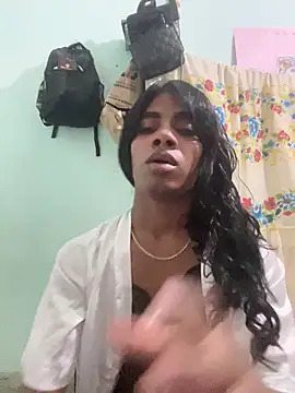 alejandrasxx online show from 04/05/26, 04:19
