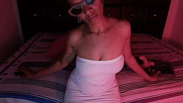 SashaBrianna99 online show from 11/11/25, 07:52