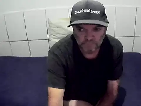 Snapshot of pierdona chatting on 06/19/26, 08:03 pierdona online show from 06/19/26, 08:03