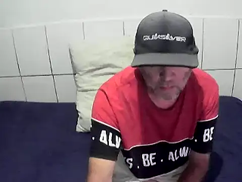 Snapshot of pierdona chatting on 06/15/26, 07:46 pierdona online show from 06/15/26, 07:46