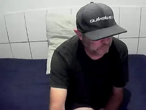 Snapshot of pierdona chatting on 06/20/26, 08:03 pierdona online show from 06/20/26, 08:03