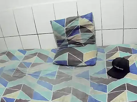 pierdona online show from 12/04/25, 08:19