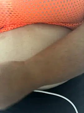 ahross online show from 11/10/25, 10:20