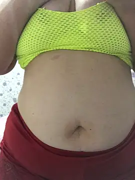 Snapshot of ahross chatting on 01/12/26, 10:11 ahross online show from 01/12/26, 10:11