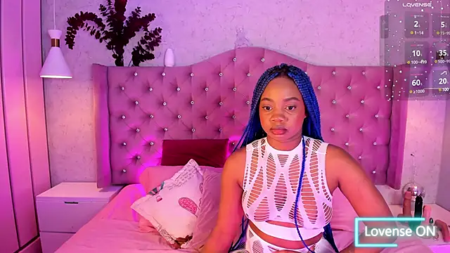 johannaMiller1 online show from 01/30/25, 04:37