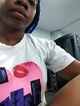 johannaMiller1 online show from 01/31/25, 09:05