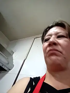Snapshot of carolina_linarez69 chatting on 05/14/26, 08:17 carolina linarez69 online show from 05/14/26, 08:17