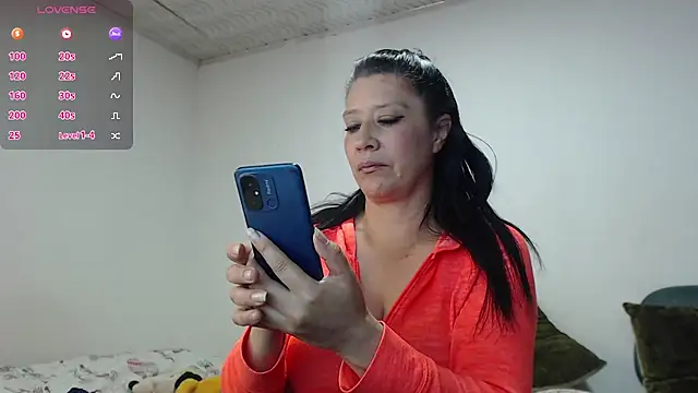 carolina linarez69 online show from 03/18/26, 09:37