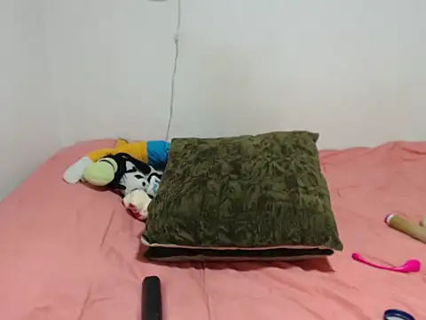 carolina linarez69 online show from 09/14/25, 07:25