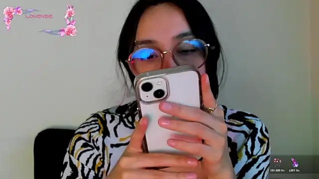 its  angelica  online show from 03/30/26, 09:38