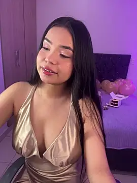 Snapshot of AuroraFiore chatting on 06/15/26, 02:34 AuroraFiore online show from 06/15/26, 02:34