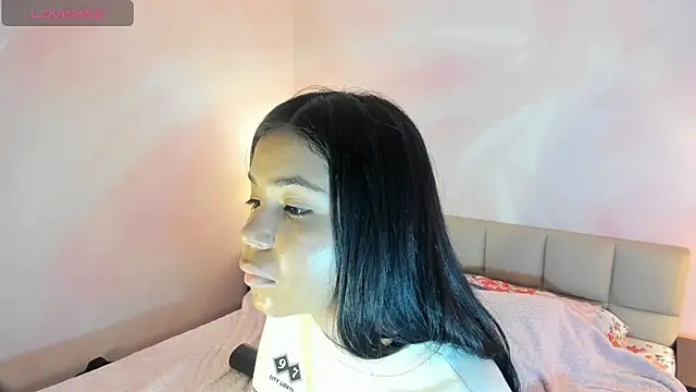 AuroraFiore online show from 03/15/25, 07:48