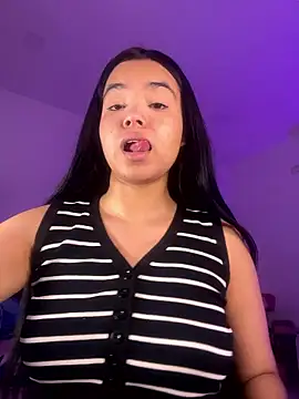 Snapshot of AuroraFiore chatting on 01/11/26, 03:13 AuroraFiore online show from 01/11/26, 03:13