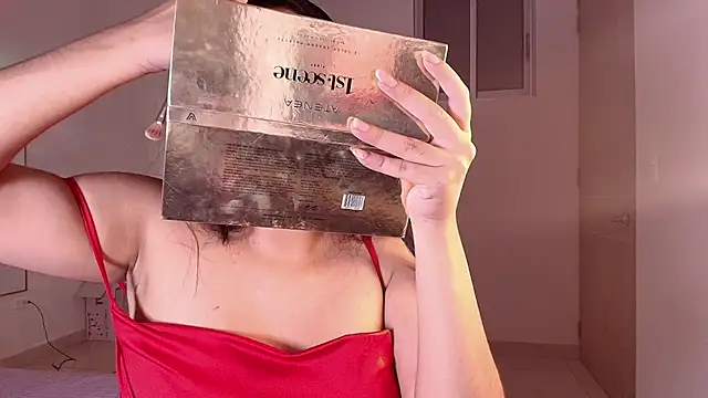 AuroraFiore online show from 11/08/25, 04:38