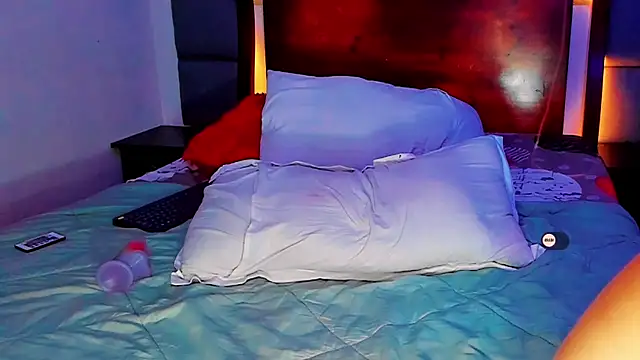 Snapshot of MimiRodriguez chatting on 02/23/25, 10:06 MimiRodriguez online show from 02/23/25, 10:06