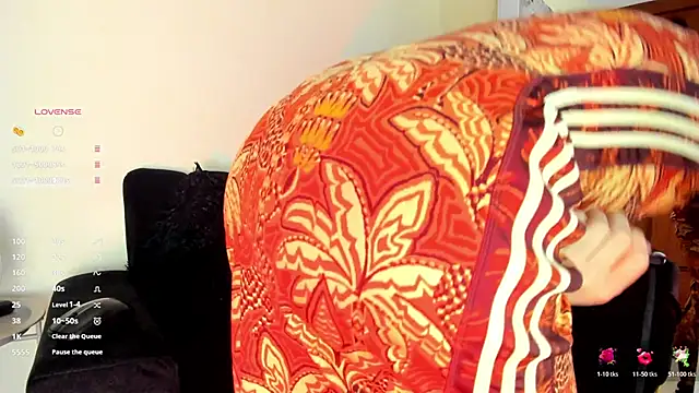 victoria  lace  online show from 11/30/25, 06:52