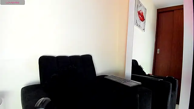 Snapshot of victoria__lace_ chatting on 02/03/26, 12:21 victoria lace online show from 02/03/26, 12:21