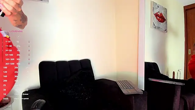 victoria  lace  online show from 12/16/25, 12:26