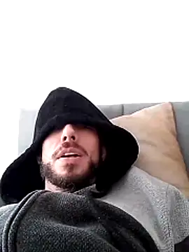 Snapshot of Mieto_ chatting on 06/21/26, 10:43 Mieto online show from 06/21/26, 10:43