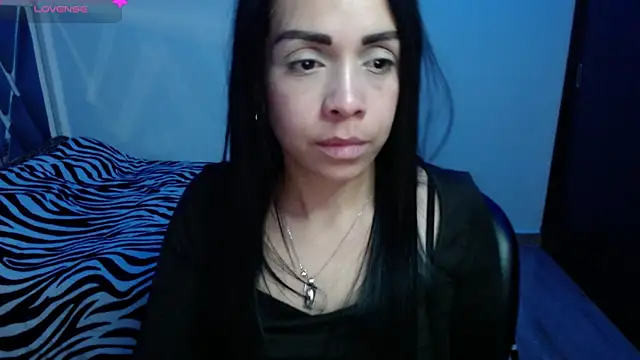 Snapshot of Amber_Lovely chatting on 09/13/25, 10:54 Amber Lovely online show from 09/13/25, 10:54