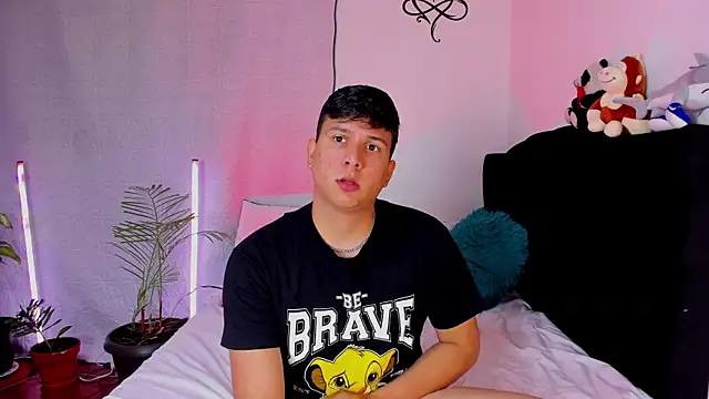 ANDREZALVAREZ online show from 04/09/26, 11:11