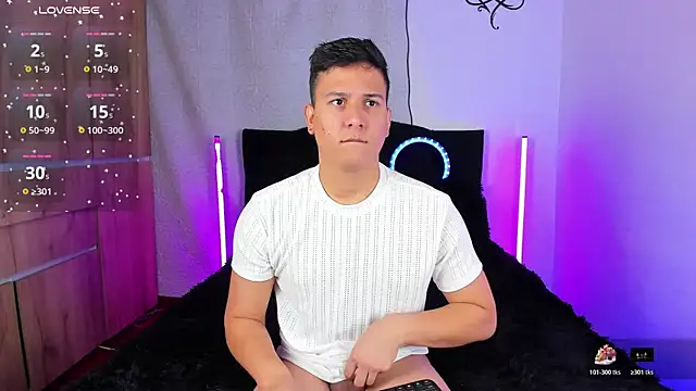 ANDREZALVAREZ online show from 01/17/26, 06:28