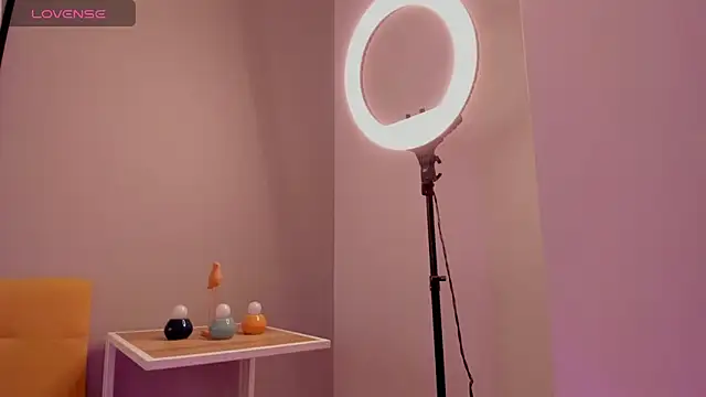 Sophiaa sensual online show from 04/18/26, 01:41