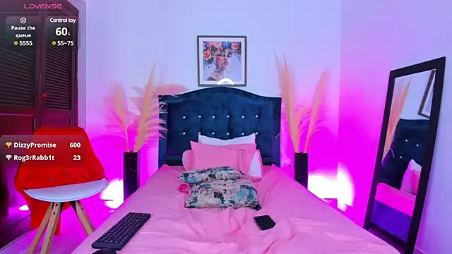 Snapshot of maddie_swift chatting on 03/10/25, 11:06 maddie swift online show from 03/10/25, 11:06