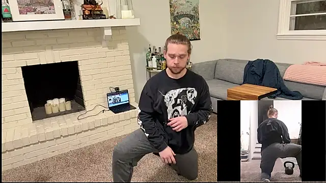 Snapshot of DaddydayDrinkzz chatting on 12/02/24, 06:58 DaddydayDrinkzz online show from 12/02/24, 06:58