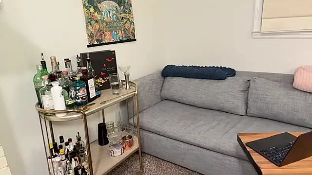 Snapshot of DaddydayDrinkzz chatting on 12/11/24, 06:58 DaddydayDrinkzz online show from 12/11/24, 06:58