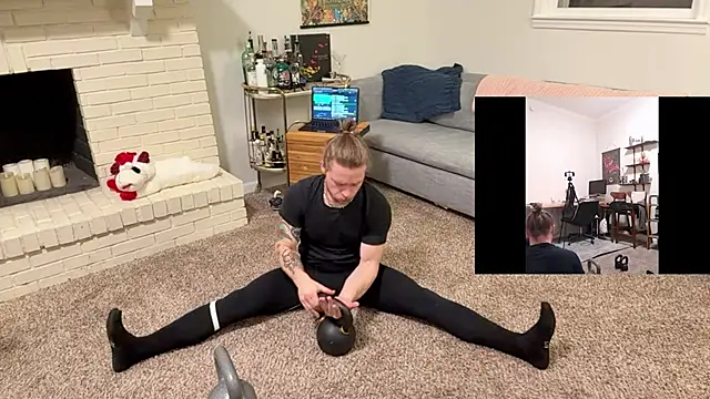 Snapshot of DaddydayDrinkzz chatting on 12/07/24, 06:05 DaddydayDrinkzz online show from 12/07/24, 06:05