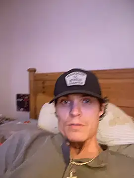 Snapshot of devinshd chatting on 01/30/25, 08:01 devinshd online show from 01/30/25, 08:01