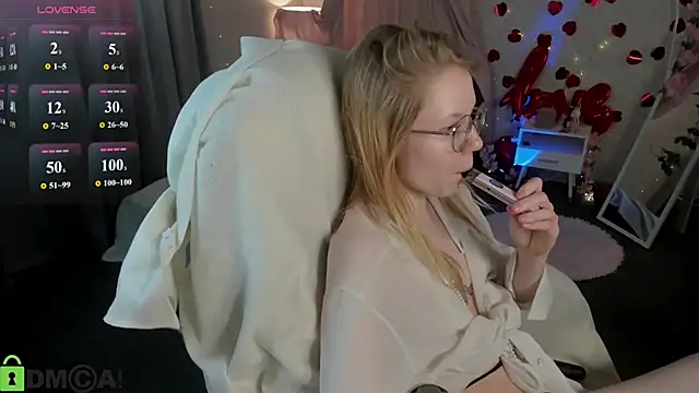 Esme Runn online show from 04/24/26, 03:08