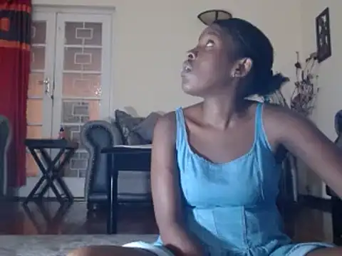 SexyRed18 online show from 02/18/25, 04:47