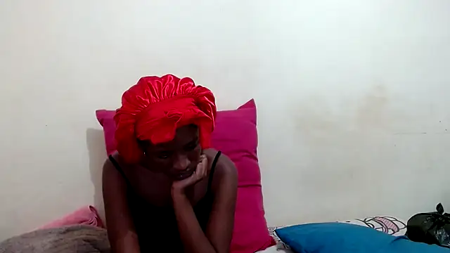 SexyRed18 online show from 09/20/25, 06:24