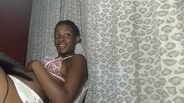 SexyRed18 online show from 03/21/25, 08:40