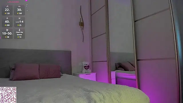 flora off online show from 02/20/25, 10:16