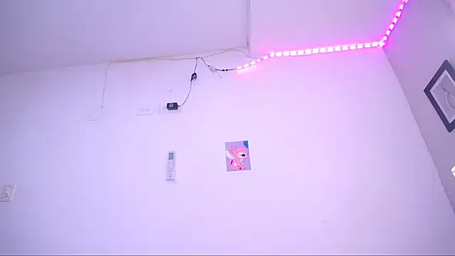 alaia 03 online show from 11/06/25, 12:14