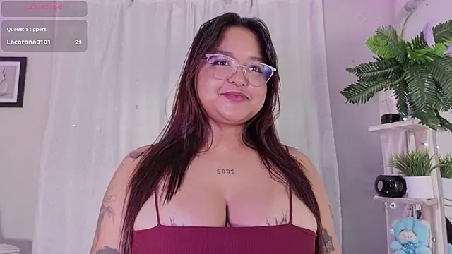 Snapshot of alaia_03 chatting on 06/27/26, 07:03 alaia 03 online show from 06/27/26, 07:03