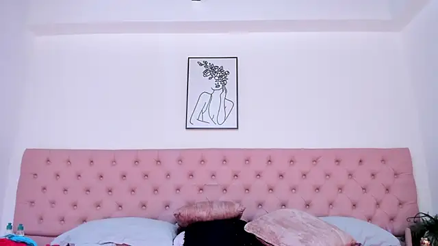 CarolinaGlamour online show from 11/07/25, 08:02