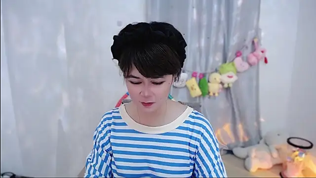 Fan ting online show from 10/19/25, 02:09